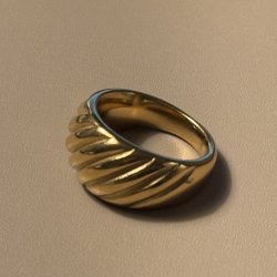 Croissant Ring