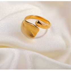 Everly Ring